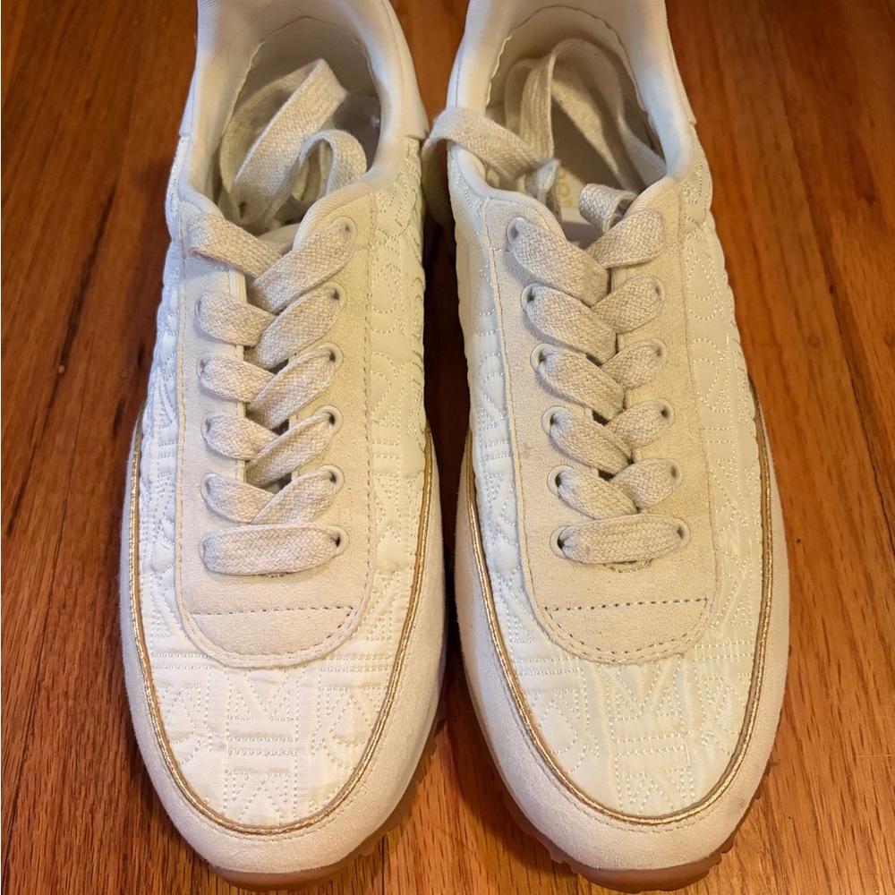 Donna Karan Off-White Quilted Low-Top Sneakers